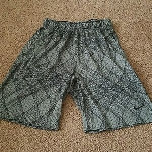 NIKE Dri-Fit Shorts M